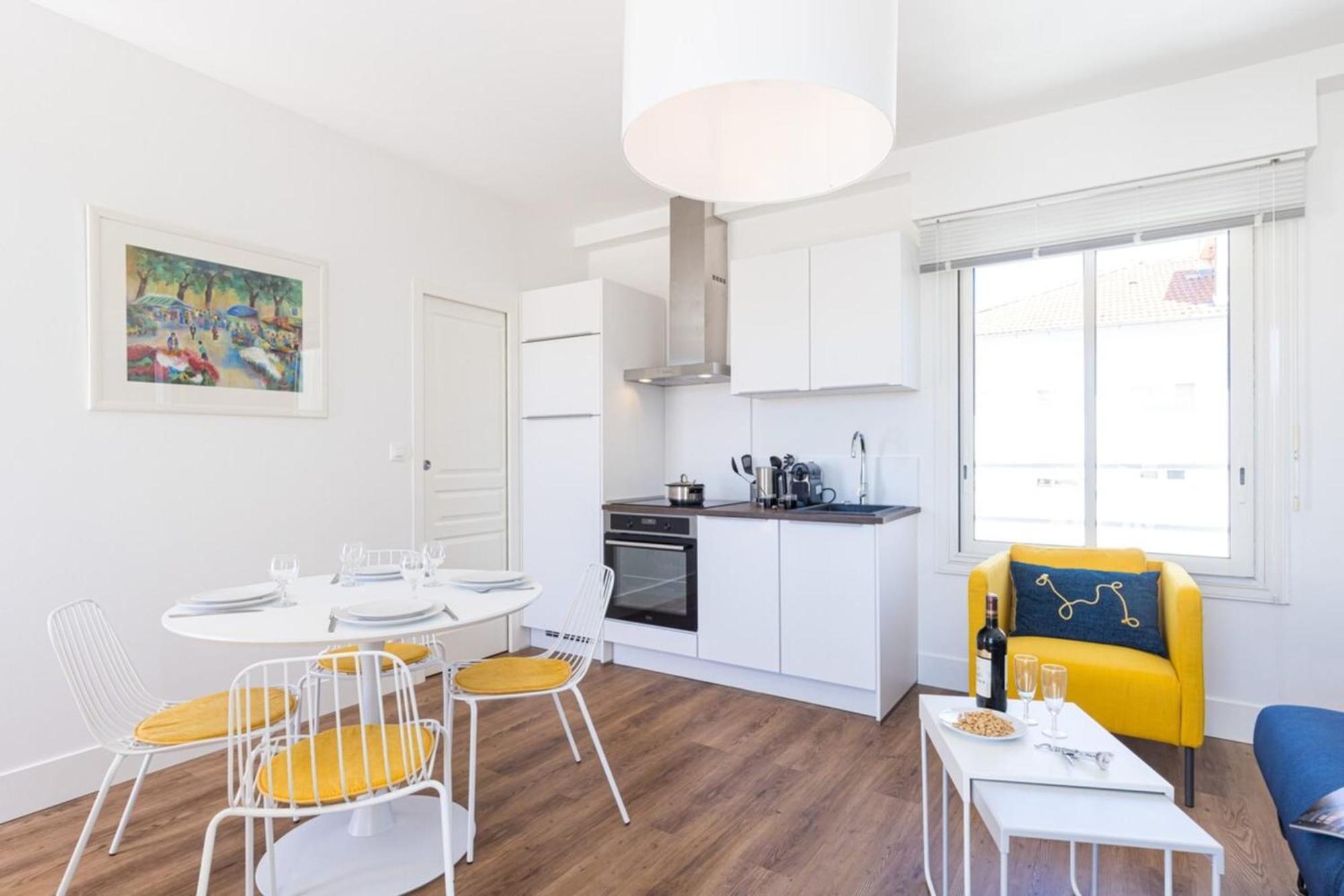 Spitalieri- Sunny Terrace With View -New Apartment Nizza Exterior foto